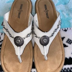 Brand New Minnetonka Sandals